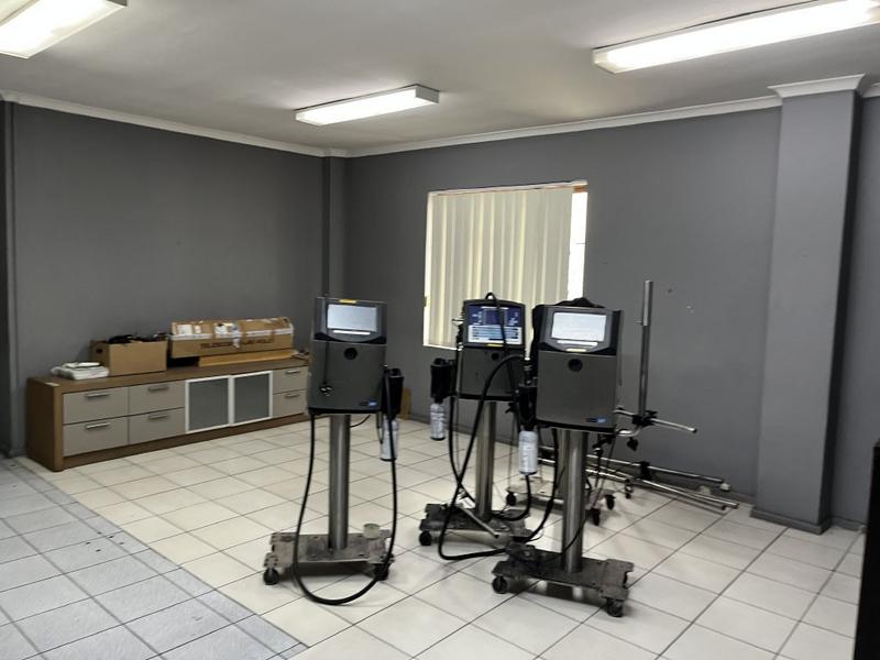 To Let commercial Property for Rent in Montague Gardens Western Cape